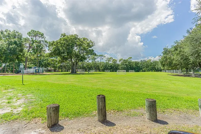 $2,500 | 701 West Henry Avenue, Tampa, FL 33604