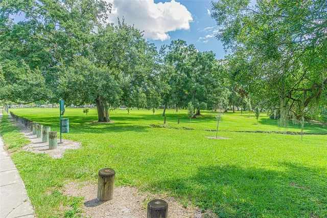 $2,500 | 701 West Henry Avenue, Tampa, FL 33604