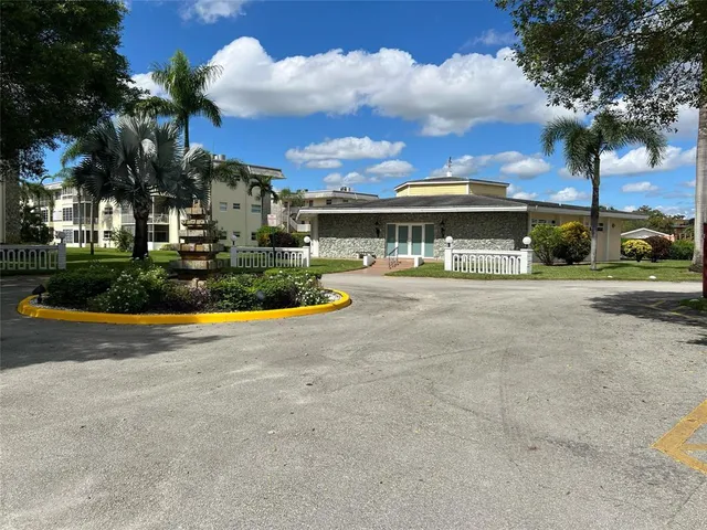 a view of a basket ball ground