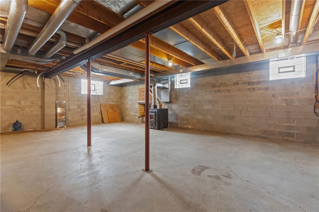 223 Balsinger Road Uniontown, PA 15401 - Photo 41 of 50 a view of empty room