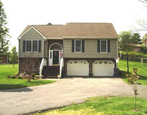 455 Hemlock Road Salem, VA 24153 - Photo 1 of 1 Listing Photo