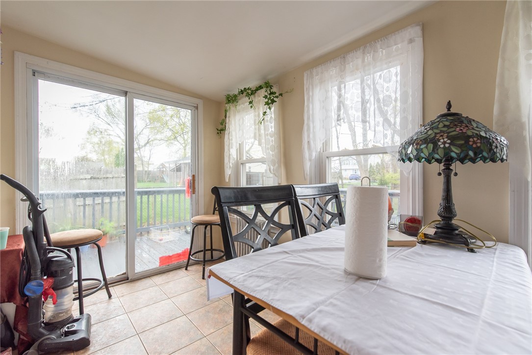 161 Adams Street Warwick, RI 02888 - Photo 7 of 26