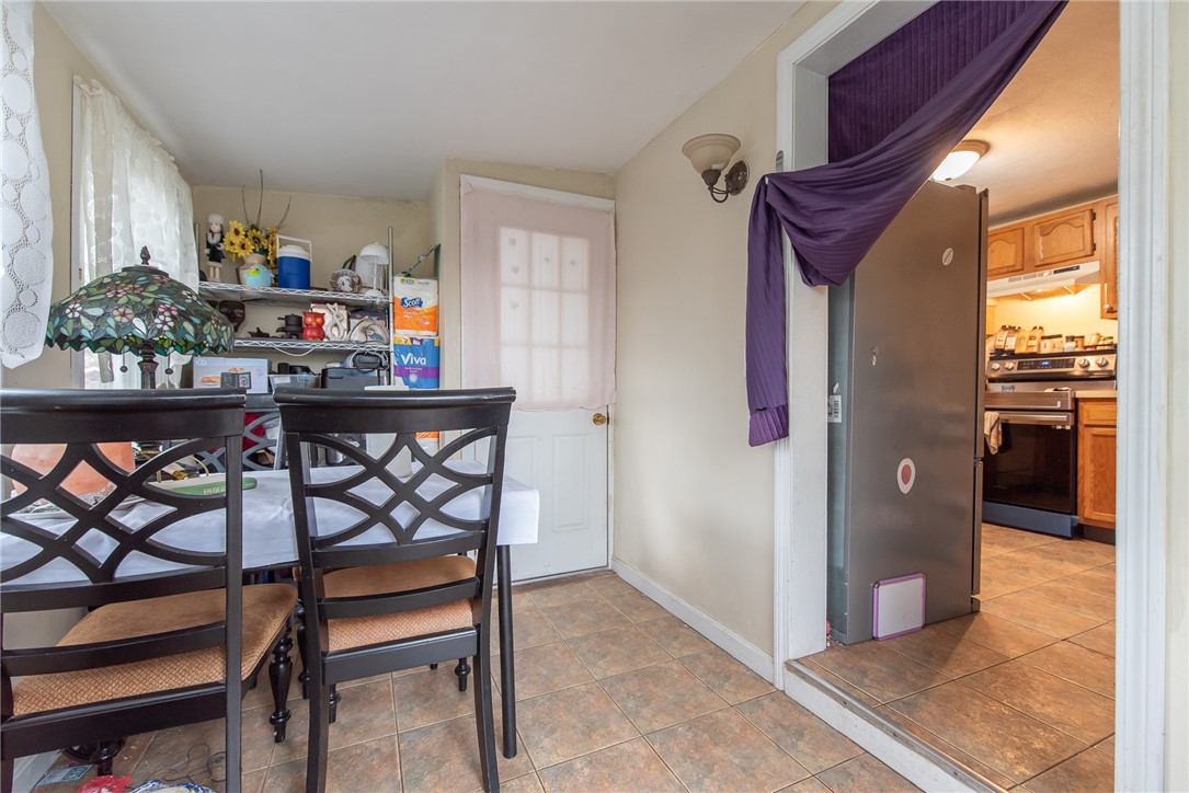 161 Adams Street Warwick, RI 02888 - Photo 8 of 26