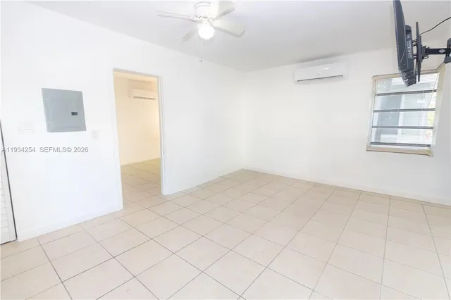 $1,500 | 1840 Fillmore Street, Unit 3, Hollywood, FL 33020