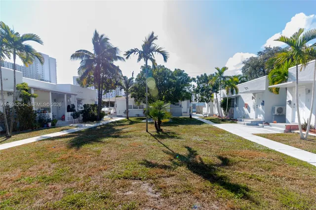 $1,500 | 1840 Fillmore Street, Unit 3, Hollywood, FL 33020