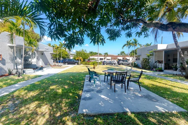 $1,500 | 1840 Fillmore Street, Unit 3, Hollywood, FL 33020