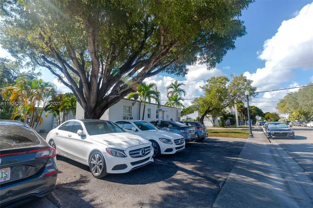 $1,700 | 1840 Fillmore Street, Unit 3, Hollywood, FL 33020