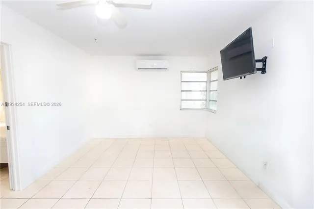 $1,500 | 1840 Fillmore Street, Unit 3, Hollywood, FL 33020