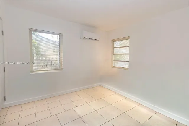 $1,500 | 1840 Fillmore Street, Unit 3, Hollywood, FL 33020