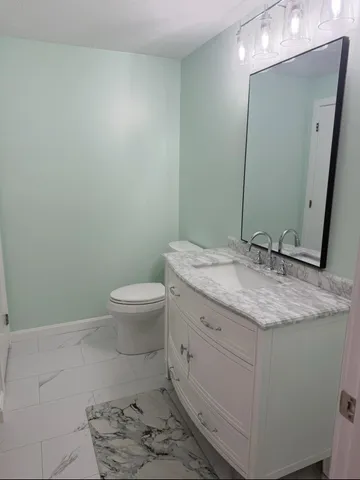 $369,900 | 5 Tsienneto Road, Unit 127, Derry, NH 03038