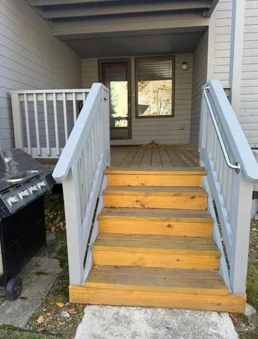 $369,900 | 5 Tsienneto Road, Unit 127, Derry, NH 03038