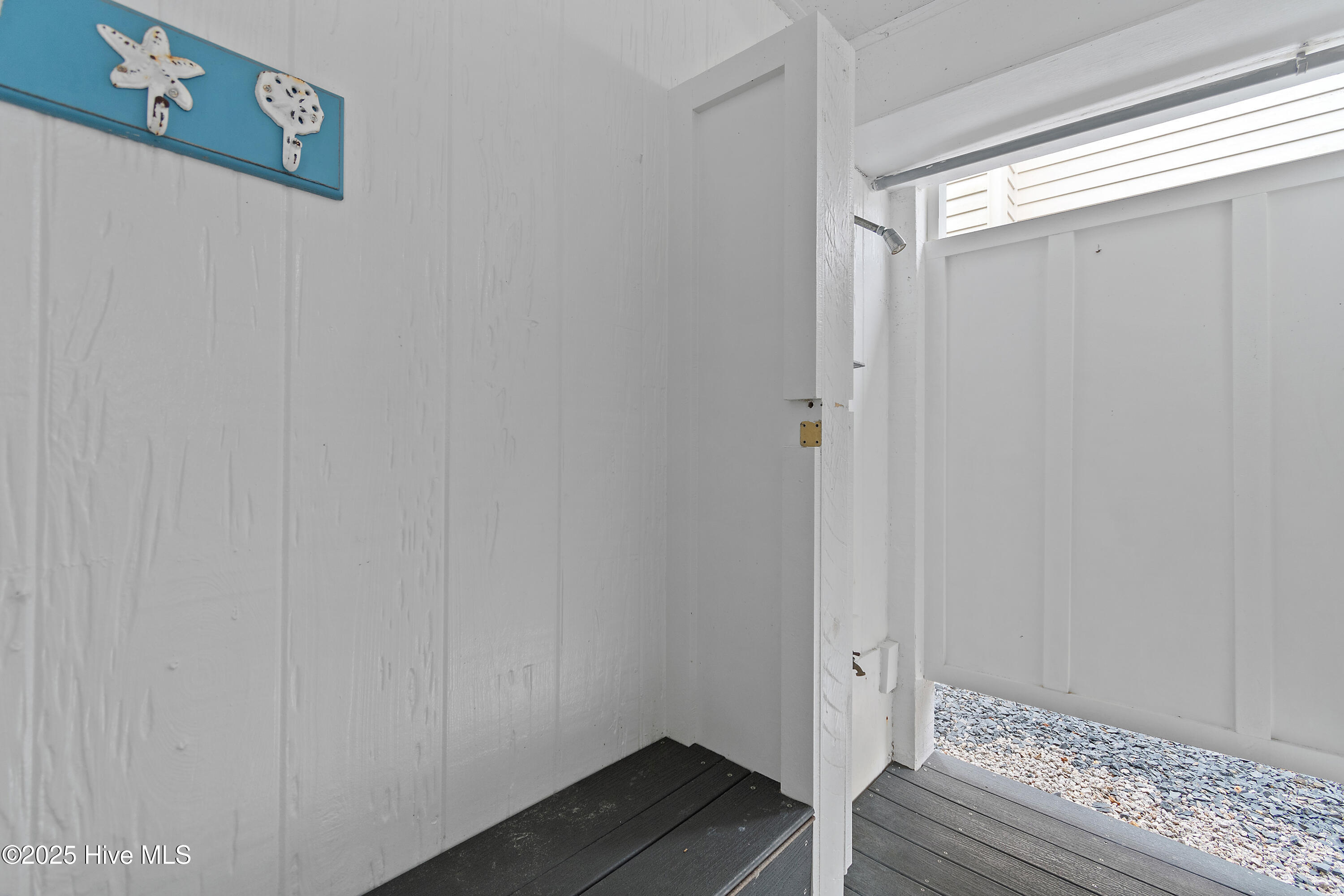 412 33rd Street Sunset Beach, NC 28468 - Photo 27 of 38 shower 2