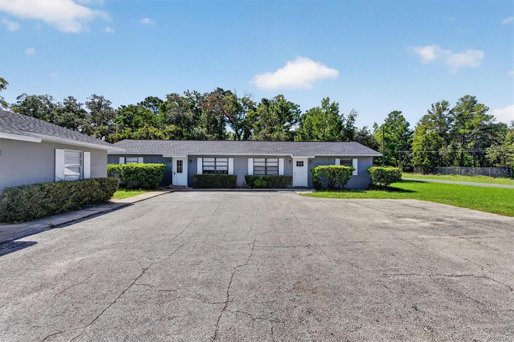 10430 Chalmer Street Spring Hill, FL 34608 - Photo 2 of 35 Gallery Image 2