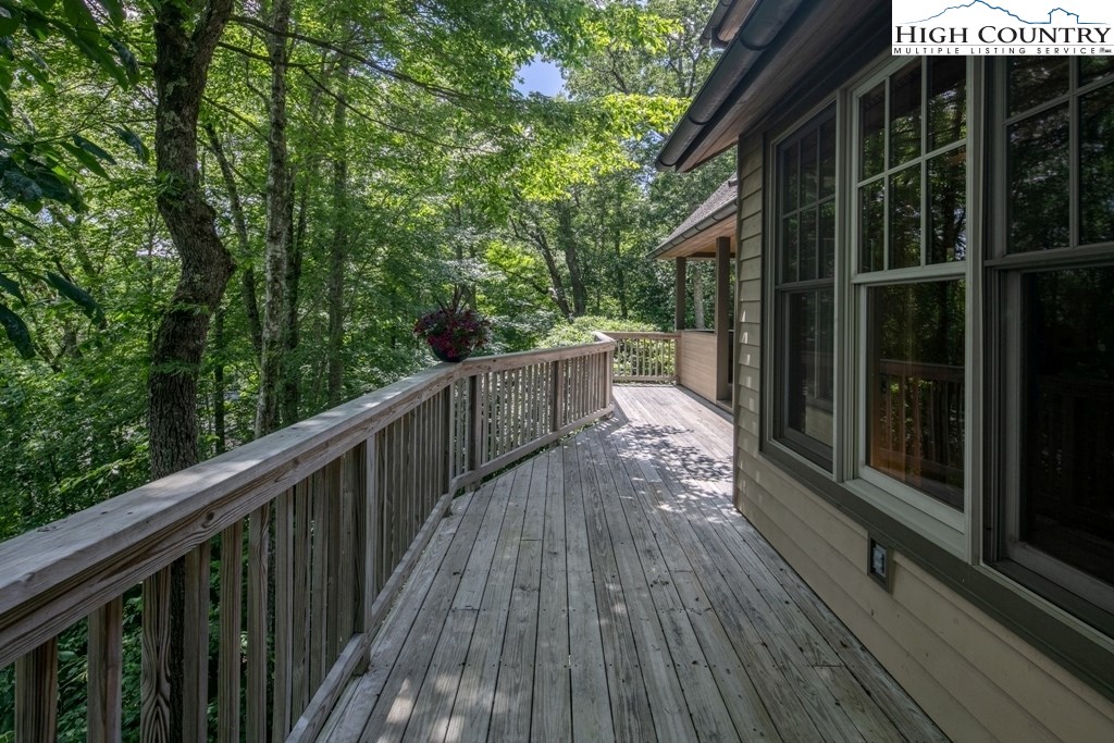 465 Farm Loop Road Banner Elk, NC 28604 - Photo 16 of 49 Gallery Image 16