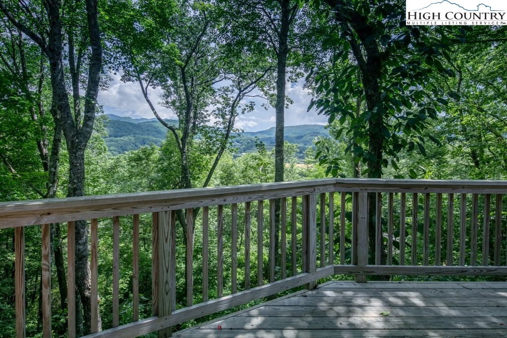 465 Farm Loop Road Banner Elk, NC 28604 - Photo 3 of 49 Gallery Image 3