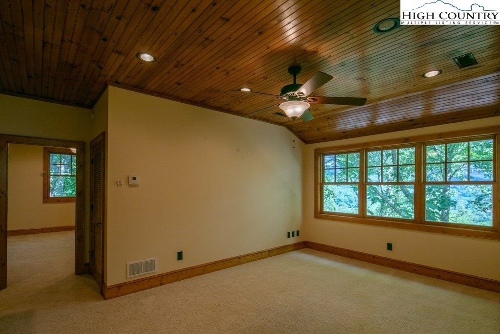 465 Farm Loop Road Banner Elk, NC 28604 - Photo 33 of 49 Gallery Image 33