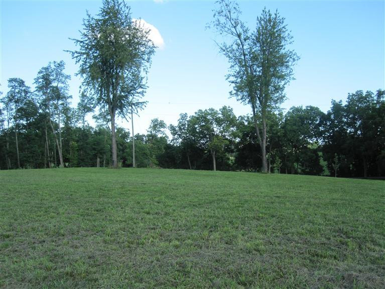 3182 Peacock Road Paris, KY 40361 - Photo 2 of 9 Photo 2
