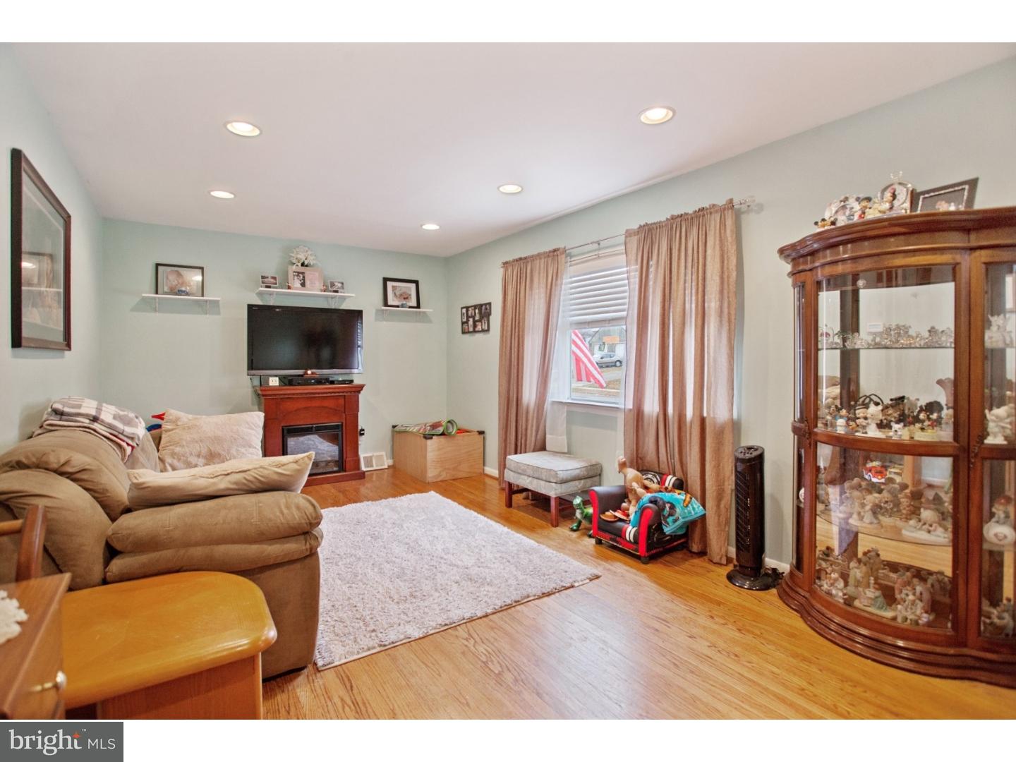 15 West Rodgers Street Ridley Park, PA 19078 - Photo 4 of 25 Gallery Image 4