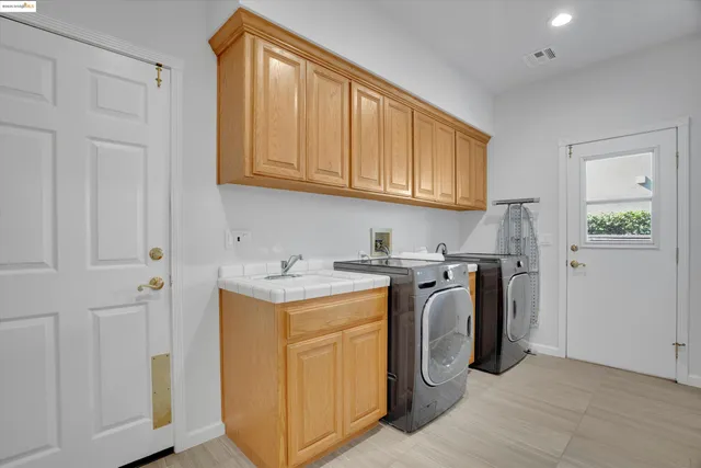 $1,099,900 | 650 Rutherford Circle, Brentwood, CA 94513