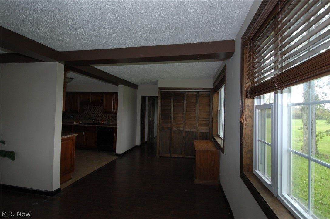 4963 Ridge Road Medina, OH 44256 - Photo 5 of 21