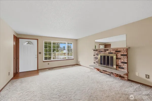 $499,950 | 7116 105th Street East, Puyallup, WA 98373