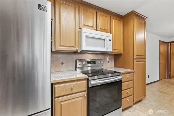 $499,950 | 7116 105th Street East, Puyallup, WA 98373