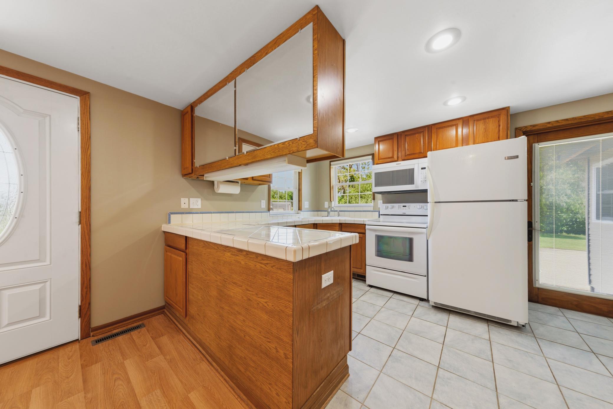 645 Rice Lake Road Owatonna, MN 55060 - Photo 7 of 45