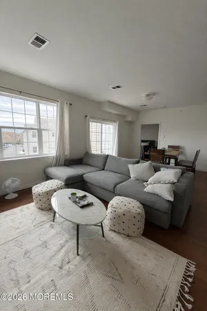 $2,900 | 445 Tower Boulevard, Unit E, Piscataway, NJ 08854