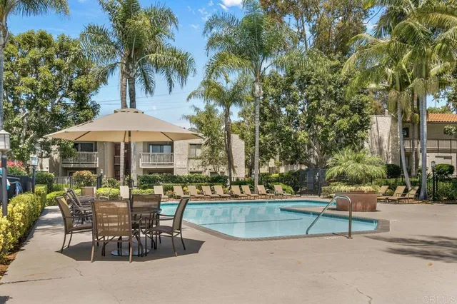 $535,000 | 9959 Azuaga Street, Unit I105, San Diego, CA 92129