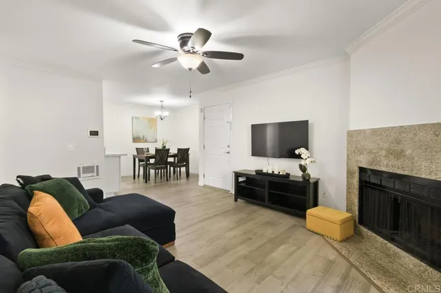 $535,000 | 9959 Azuaga Street, Unit I105, San Diego, CA 92129