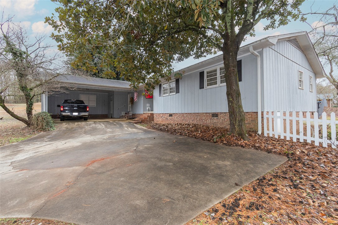 1603 Dunn Road Anderson, SC 29625 - Photo 4 of 42