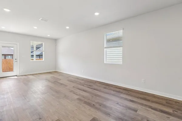 $298,925 | 123 Two Bits Lane, Elgin, TX 78621