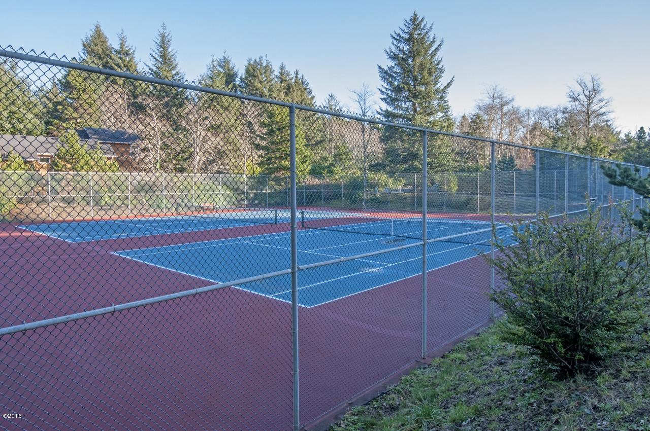 205 Midden Reach Depoe Bay, OR 97341 - Photo 33 of 35 Tennis Courts