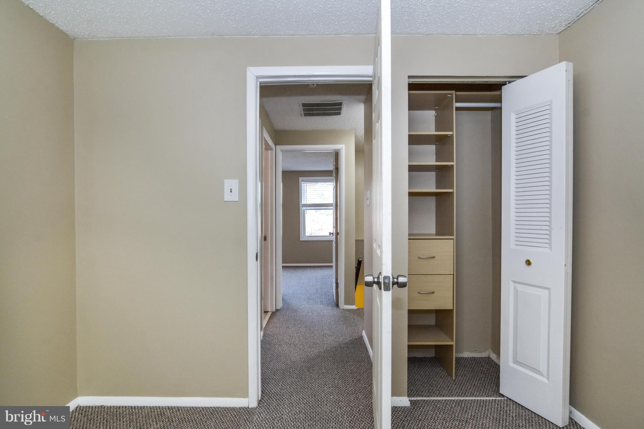 8609 Spring Creek Court Springfield, VA 22153 - Photo 12 of 30