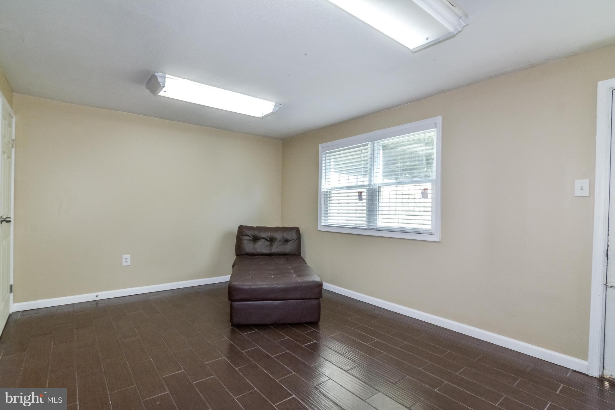 8609 Spring Creek Court Springfield, VA 22153 - Photo 19 of 30 a room with a window
