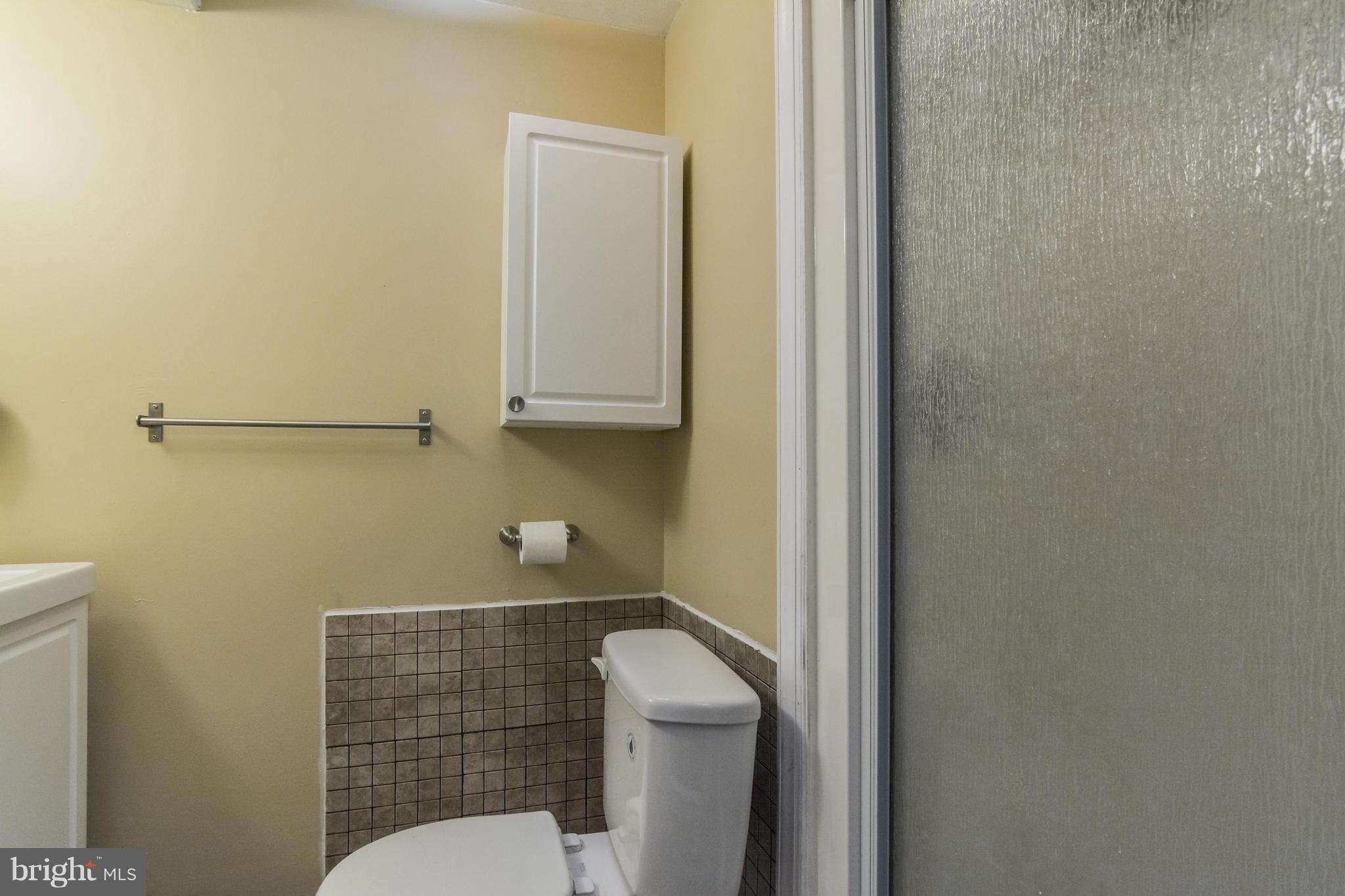 8609 Spring Creek Court Springfield, VA 22153 - Photo 20 of 30 a bathroom with a toilet