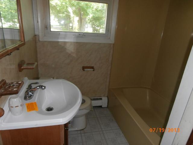 143 Pine Hill Road Berwick, ME 03901 - Photo 8 of 12 Bathroom.