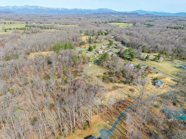 $49,900 | 0 Ridge Drive, Amherst, VA 24521