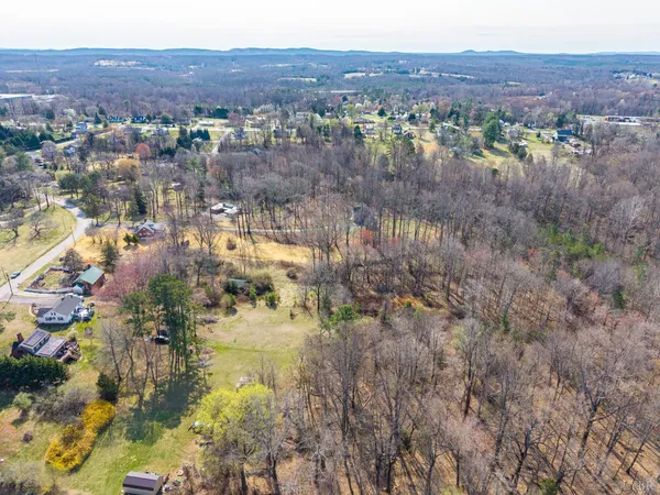 $49,900 | 0 Ridge Drive, Amherst, VA 24521