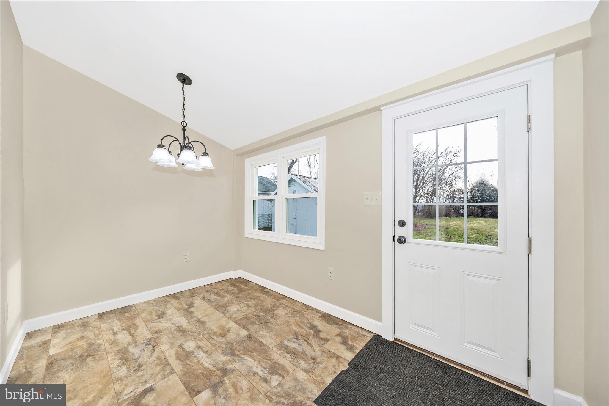 12401 Cedar Ridge Road Williamsport, MD 21795 - Photo 13 of 54 Dining Room