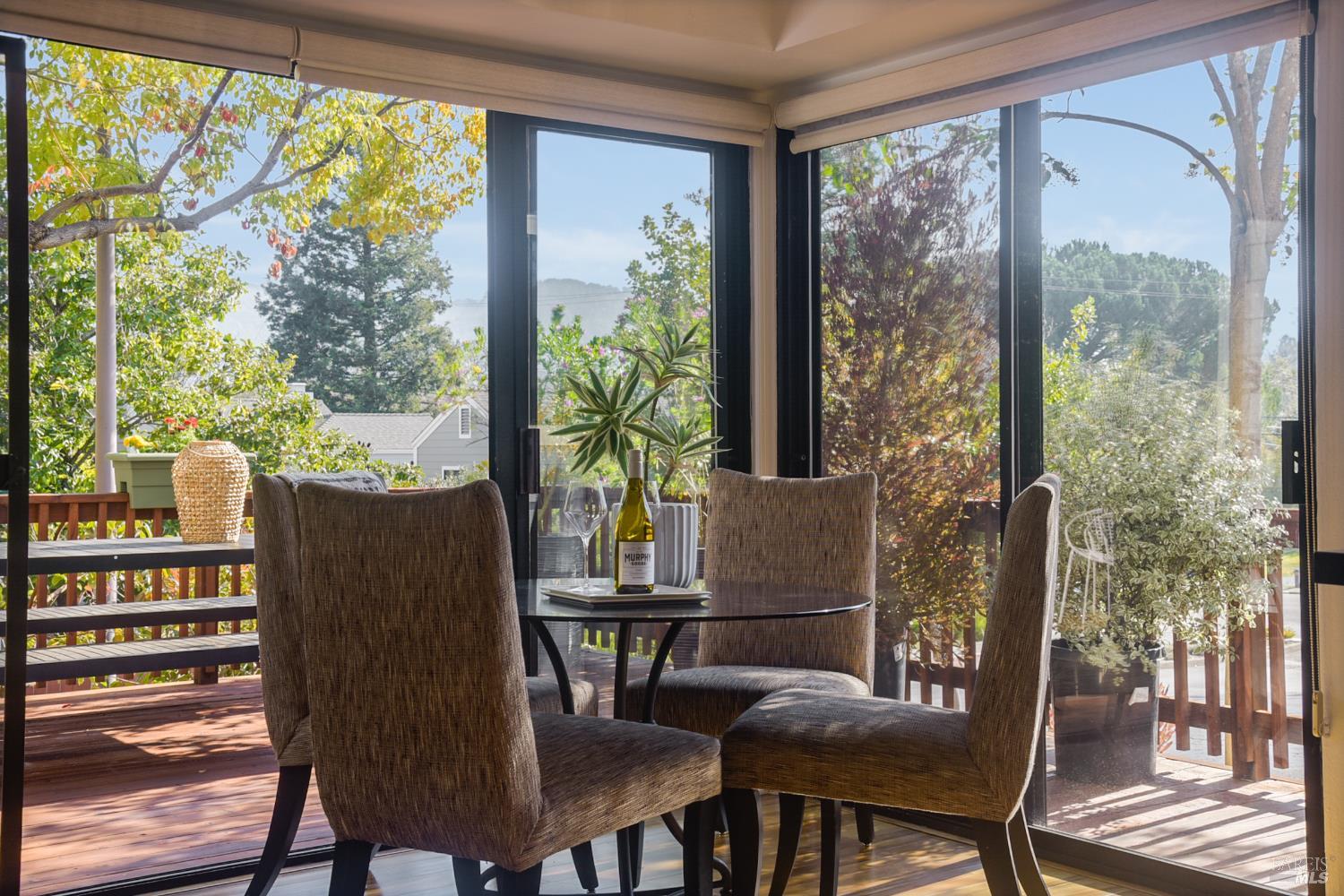 14 Summerhill Court San Rafael, CA 94903 - Photo 11 of 29