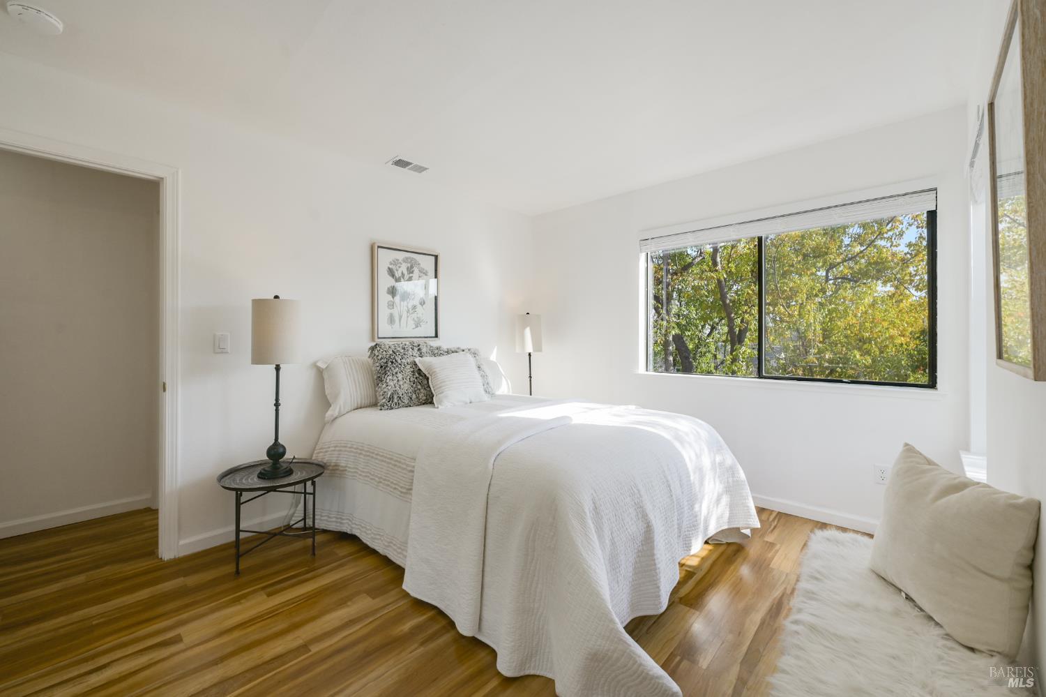 14 Summerhill Court San Rafael, CA 94903 - Photo 13 of 29