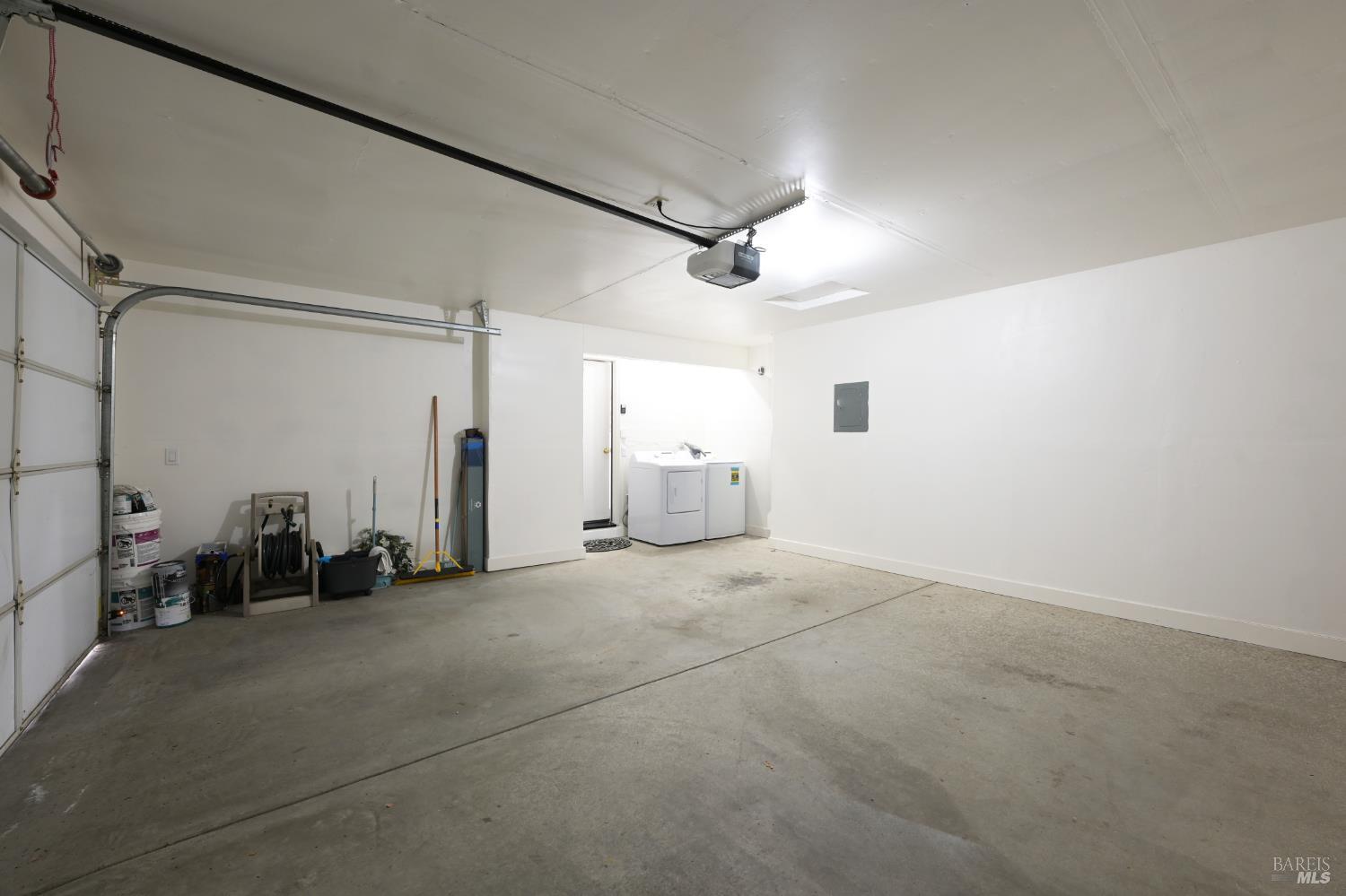 14 Summerhill Court San Rafael, CA 94903 - Photo 22 of 29