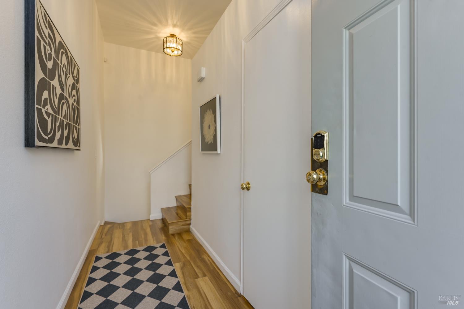 14 Summerhill Court San Rafael, CA 94903 - Photo 4 of 29