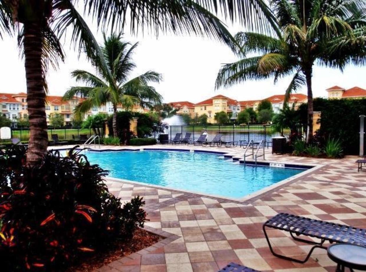2726 Ravella Way Palm Beach Gardens, FL 33410 - Photo 22 of 28 Community Pool