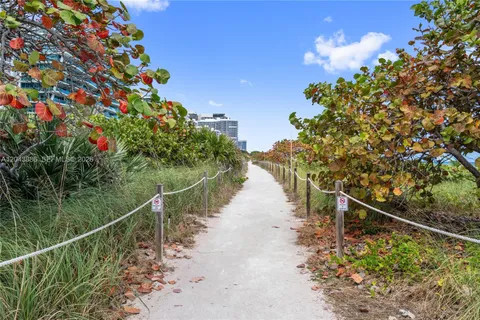 $665,000 | 9273 Collins Avenue, Unit 408, Surfside, FL 33154
