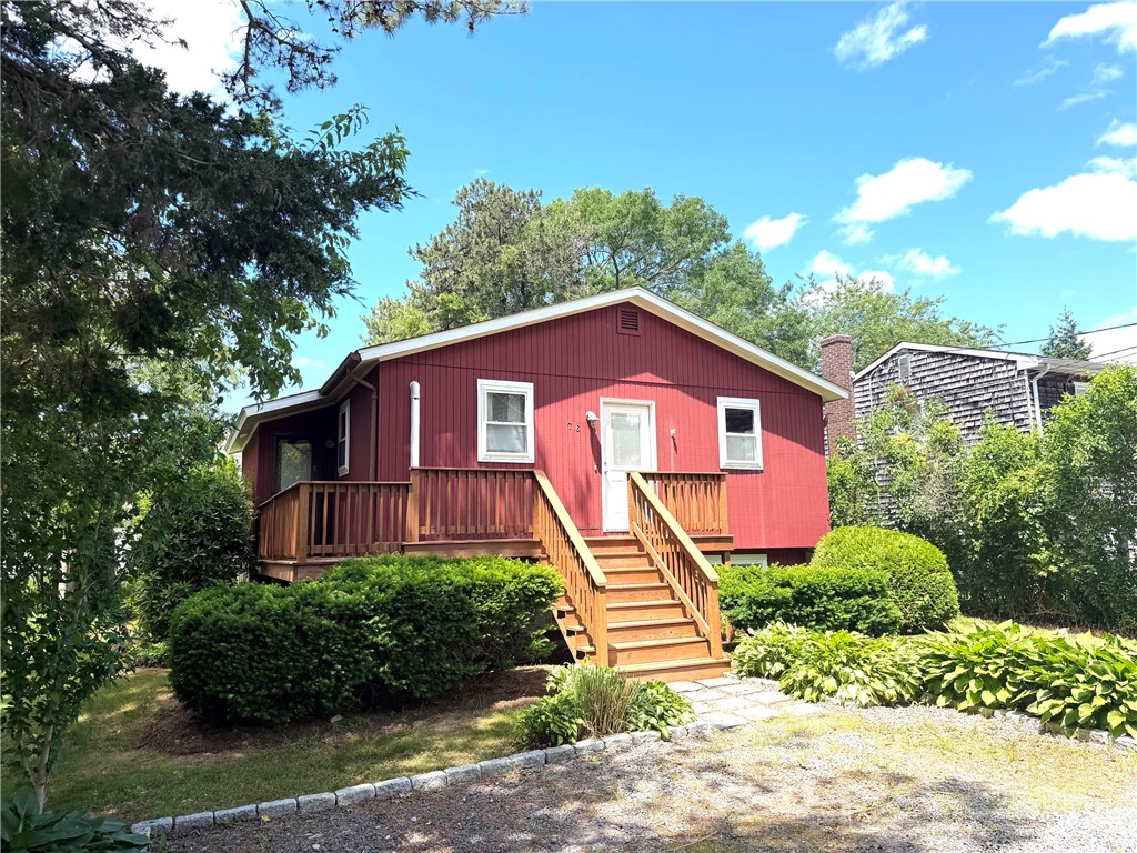 76 Hemlock Road South Kingstown, RI 02879 - Photo 1 of 28
