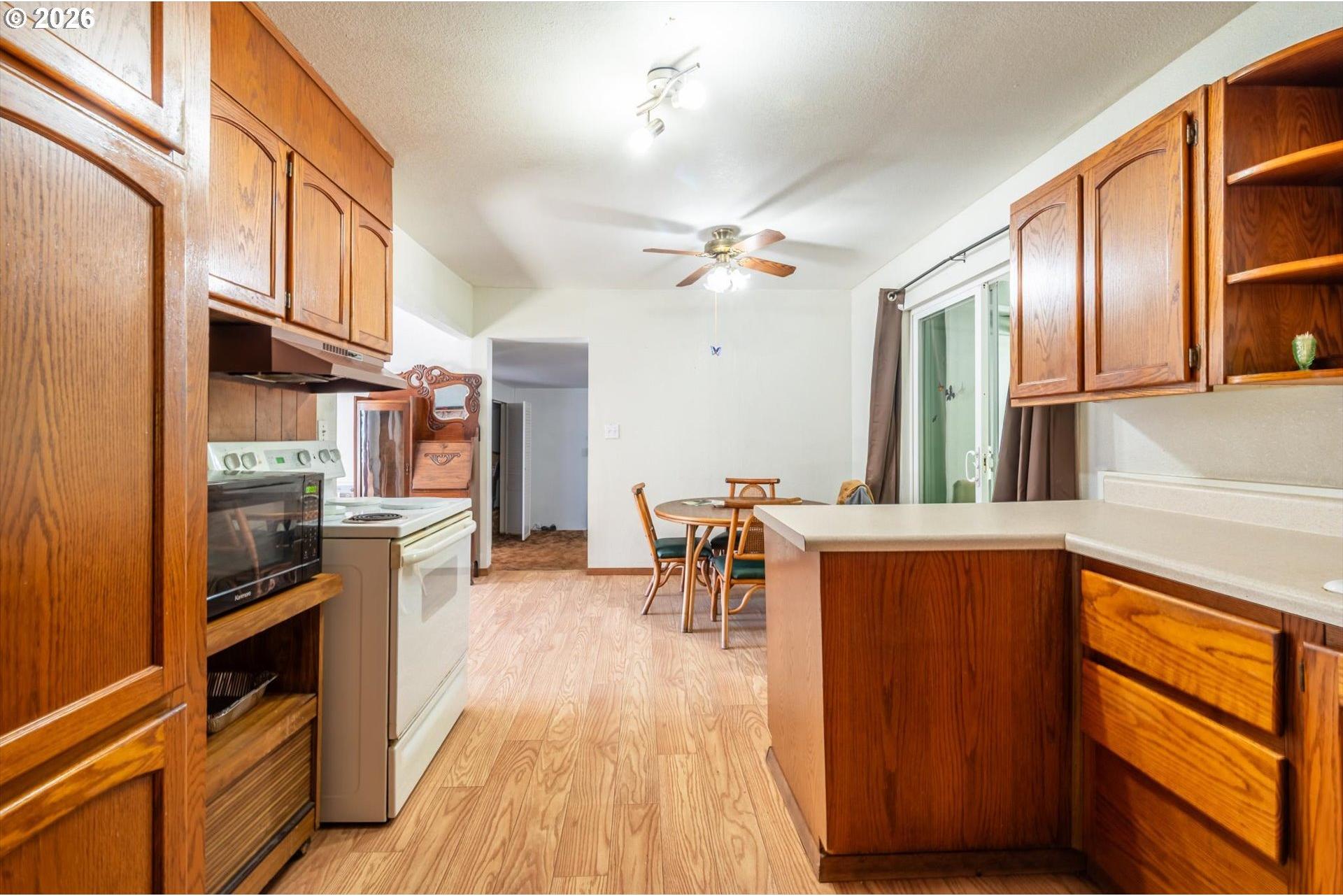 62934 Crown Point Road Coos Bay, OR 97420 - Photo 10 of 48 Gallery Image 10