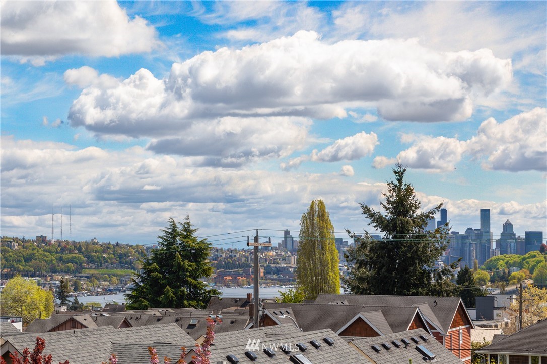 4620 Dayton Avenue North Seattle, WA 98103 - Photo 4 of 10 a view of a city