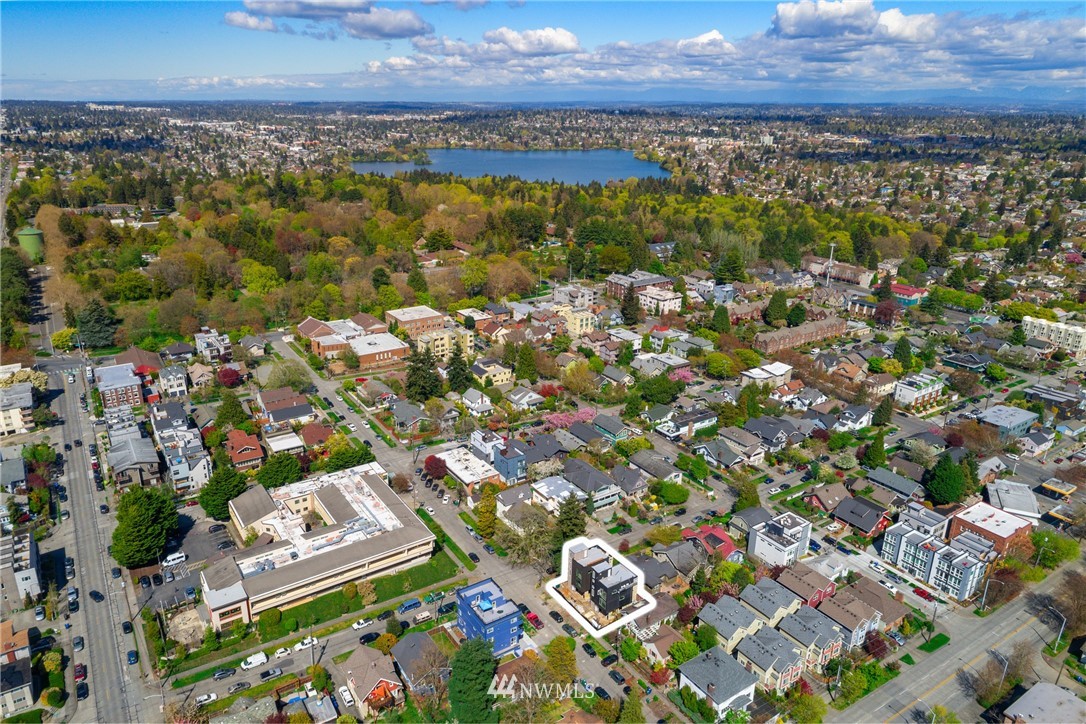 4620 Dayton Avenue North Seattle, WA 98103 - Photo 8 of 10 an aerial view of residential house with outdoor space